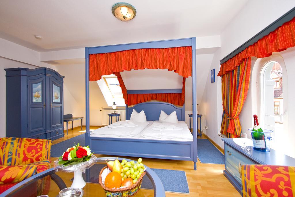 U-Nautic Restaurant & Pension Waren  Ngoại thất bức ảnh